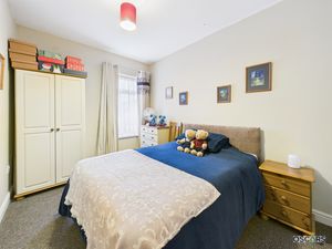 Photo 27- click for photo gallery